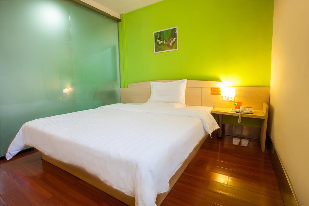 7Days Inn Shanghai Lujiazui Xangai Quarto foto